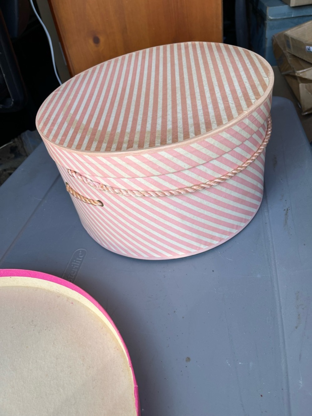 Pink Striped Round Hat Box with Rope Handle - Picture 3 of 4